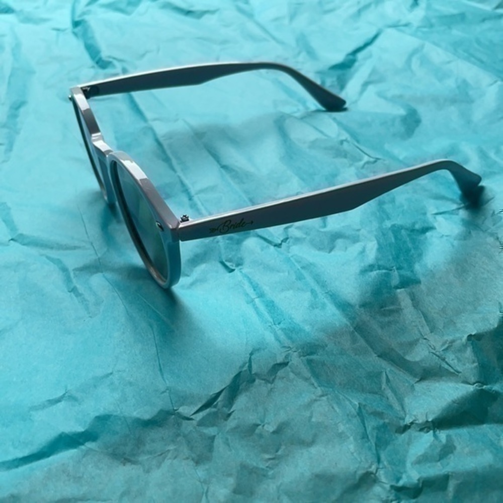 Bride sunglasses white frames Bride gold logo on each side black mirror lenses - Picture 2 of 9
